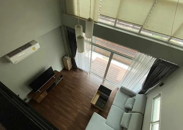 Sukhumvit 49 Soi 14 * Bangkok